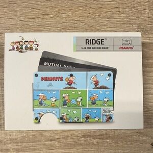 Peanuts Blue RFID Blocking Wallet